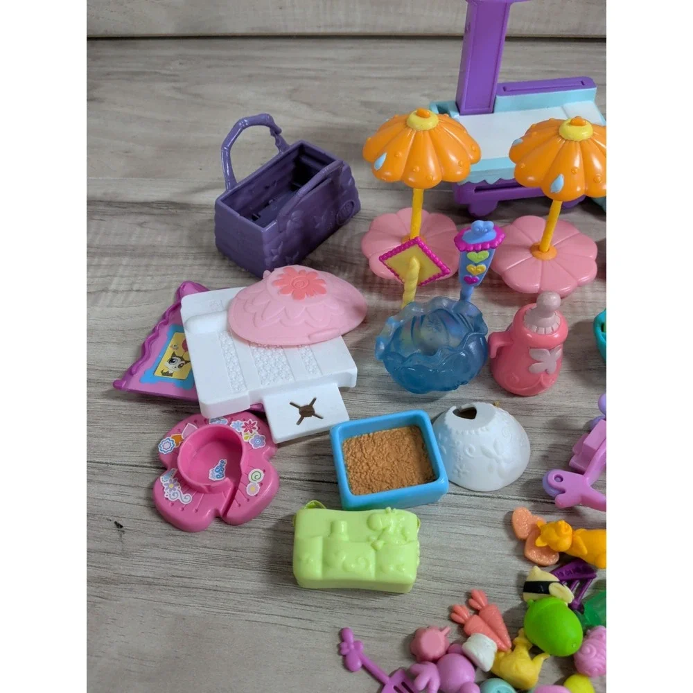 LPS Littlest Pet Shop Accessories Mix Lot / Parts